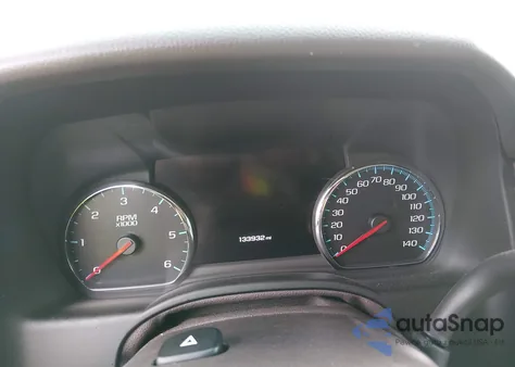 2017 GMC Yukon Denali z USA, uszkodzony, nr VIN 1GKS1CKJ8HR375160